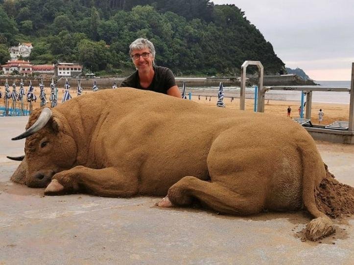 1614351887 75 Artista basco faz esculturas de areia tao perfeitas que se