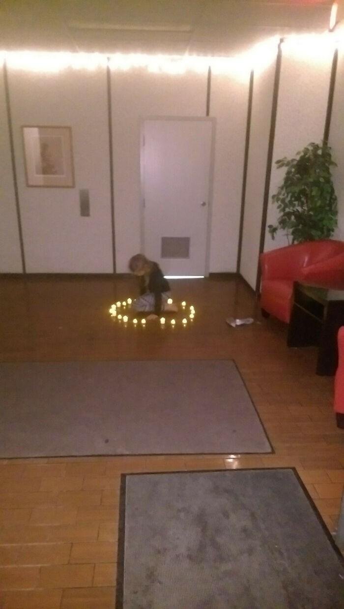 1638299401 186 21 Vezes em que as cerimonias de casamento fugiram do