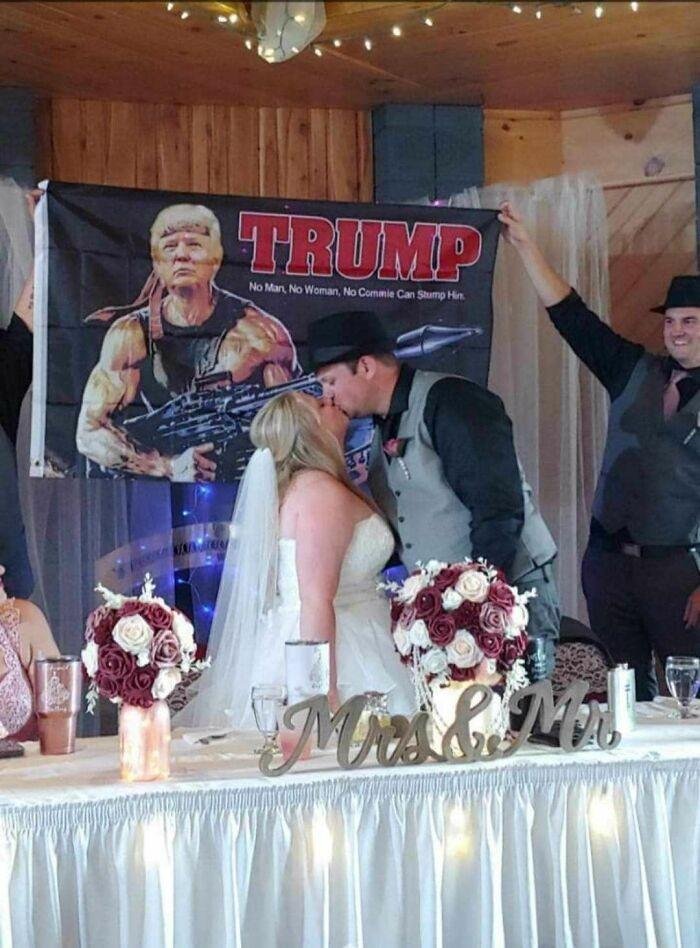 1638299416 543 21 Vezes em que as cerimonias de casamento fugiram do
