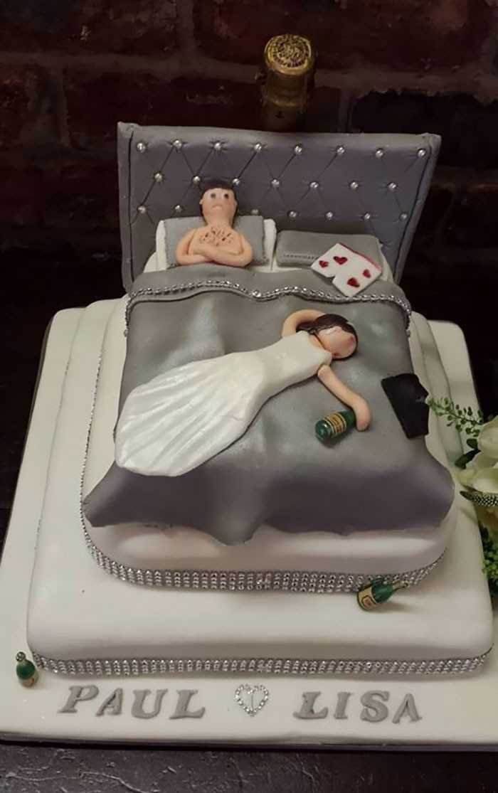 1625438144 986 23 Vezes em que os bolos de casamento nao atenderam