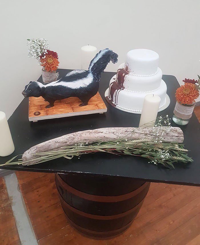 1625438154 252 23 Vezes em que os bolos de casamento nao atenderam