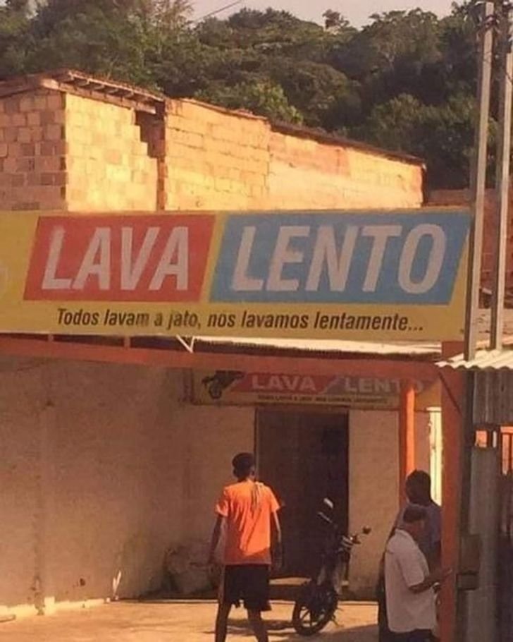 1654171102 431 15 placas e avisos divertidos mostrando que o brasileiro nao