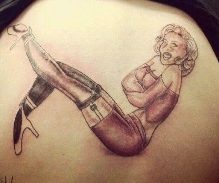 1655450363 819 30 tatuagens horrivelmente feitas que sao o orgulho desse grupo