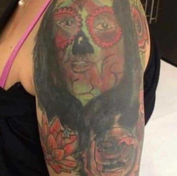1655450367 372 30 tatuagens horrivelmente feitas que sao o orgulho desse grupo