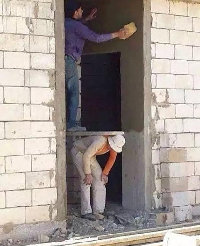 1638118082 364 18 Gambiarras que passaram bem longe de ser uma boa