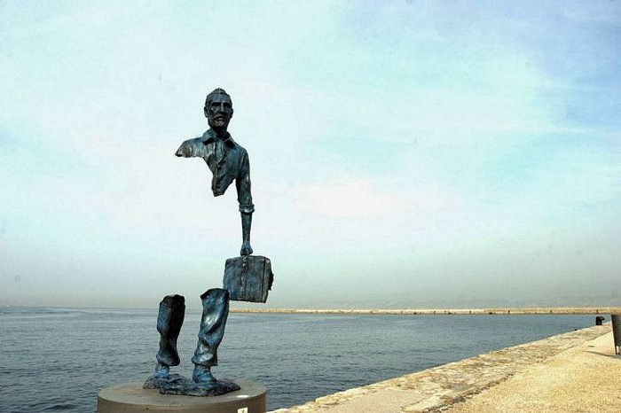 1657055931 298 12 Monumentos ao redor do mundo que fugiram de tudo