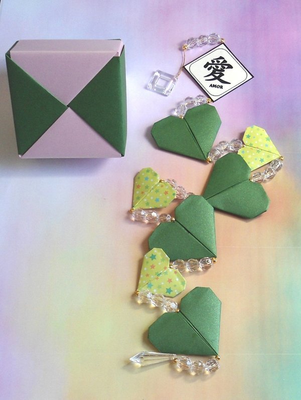 móbile de origami de coração móbile de origami de coração
