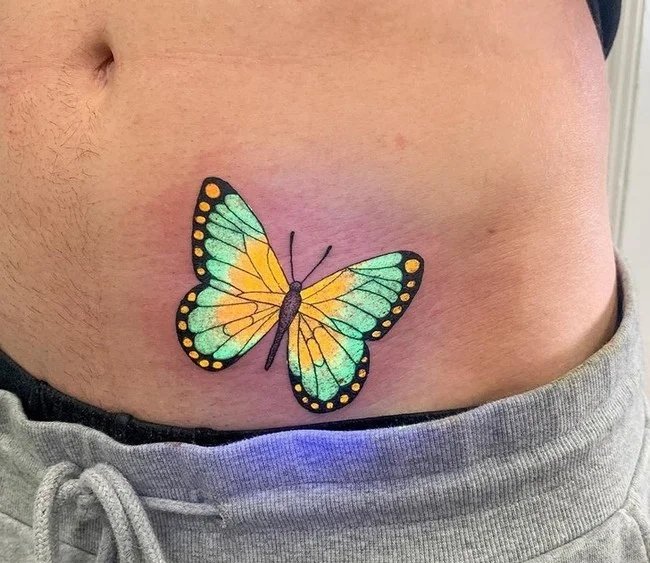 1584626183 961 Tatuadora australiana faz tatuagens brilhantes que parecem ganhar vida