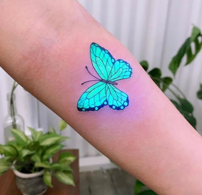 1584626185 762 Tatuadora australiana faz tatuagens brilhantes que parecem ganhar vida