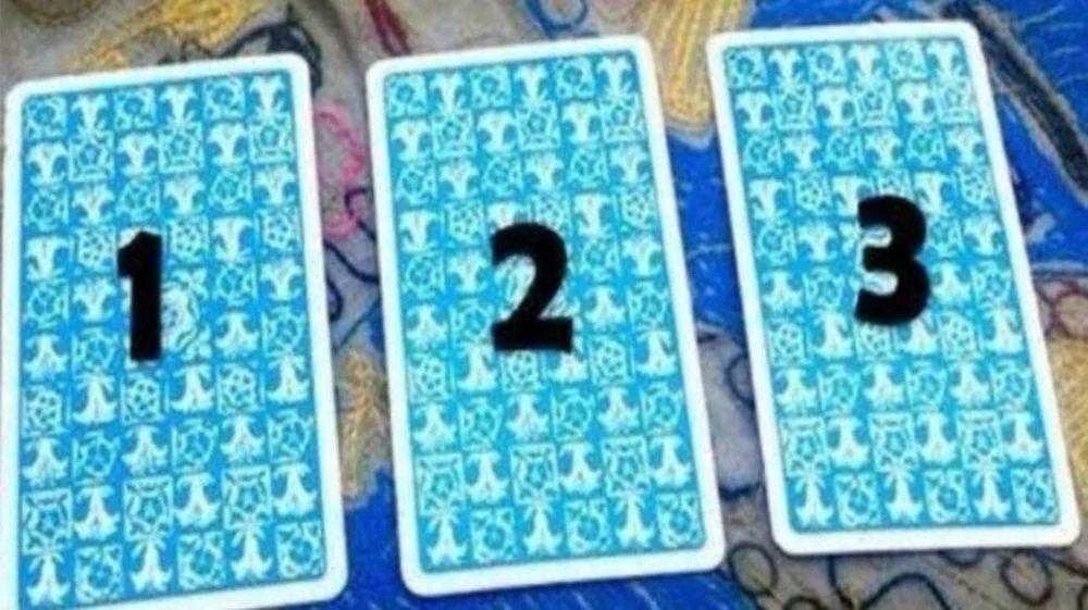 Escolha uma carta e veja o que o futuro lhe trará